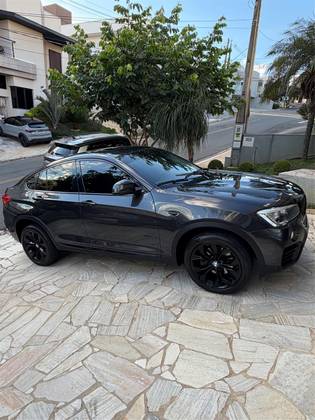 BMW X4 2.0 28I X LINE 4X4 16V TURBO GASOLINA 4P AUTOMÁTICO BMW X4 2.0 28I X LINE 4X4 16V TURBO GASOLINA 4P AUTOMÁTICO